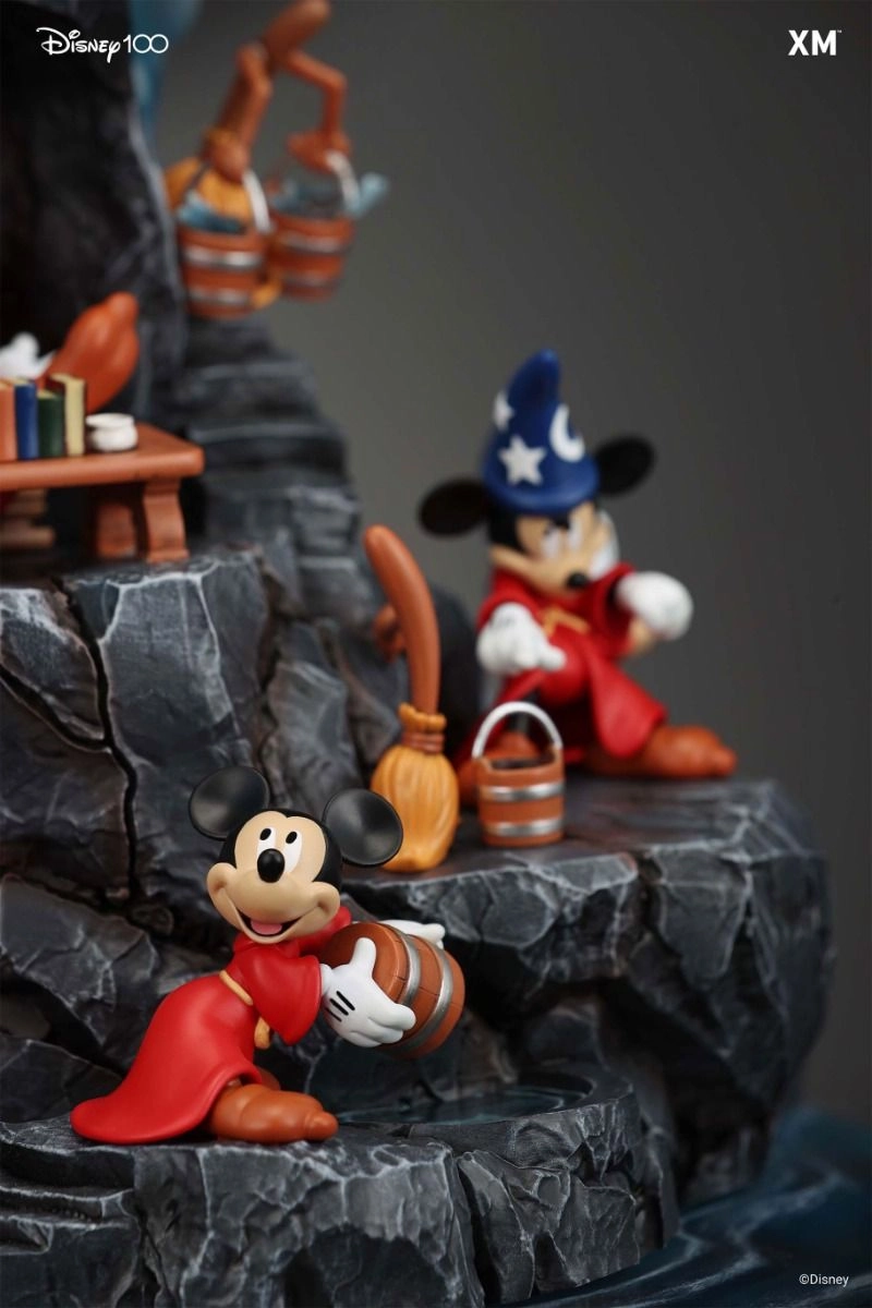 Mickey - Fantasia - Polystone and PU 3 switchout parts