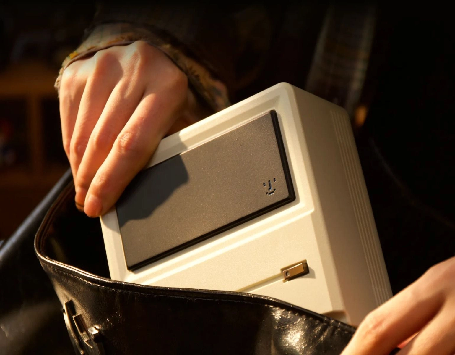 AM01 - 32GB 1TB 5700U