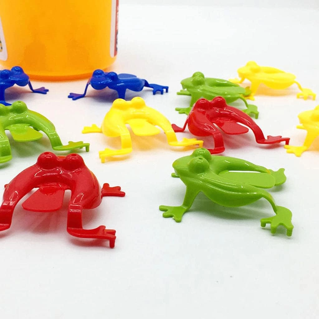 Jumping Frog - 12 Pieces + Bucket - 12x12x9cm