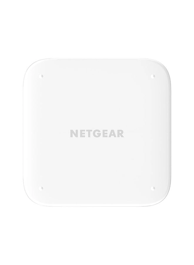 Nighthawk M6 - 5G WiFi 6 3600 MBps