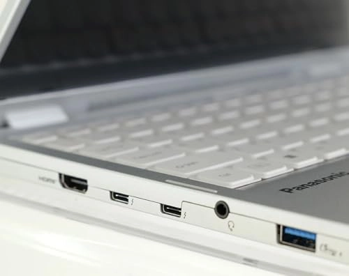 Lets note FV4 - 14'' Core i7-1370P 32GB DDR4 512GB SSD