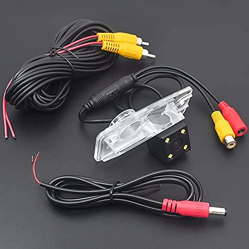 Rear View Reverse Backup Tracks Camera - 728 x 512