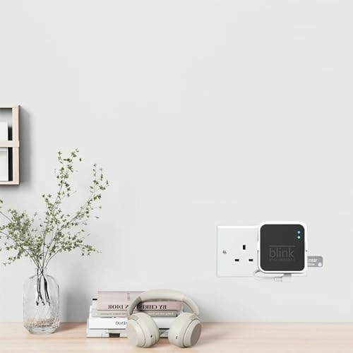 USB Flash Drive + Outlet Mount + Short USB Cable 256GB