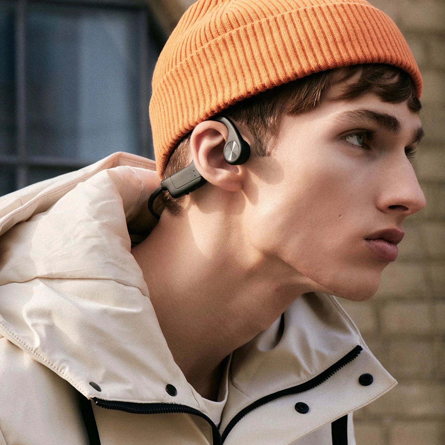 B4 - Wireless Headphone