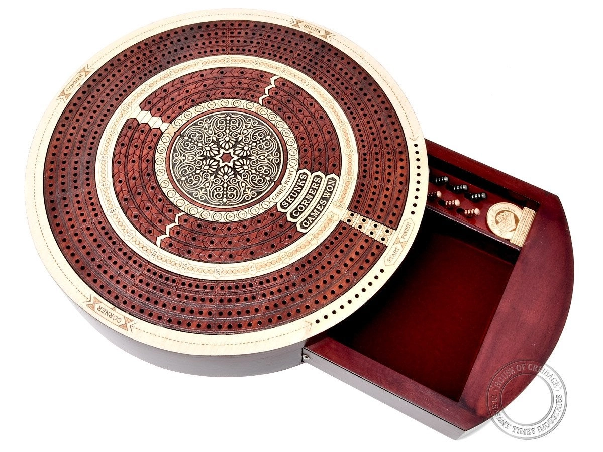 House of Cribbage Round Shape Continuous Cribbage Board - 4 Tracks Maple/Bloodwood