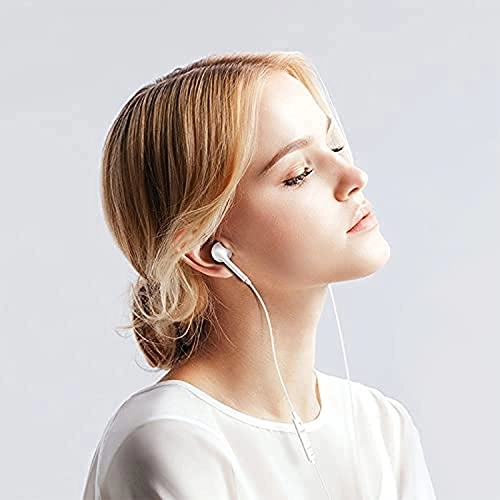 EB303 Wired Earbud