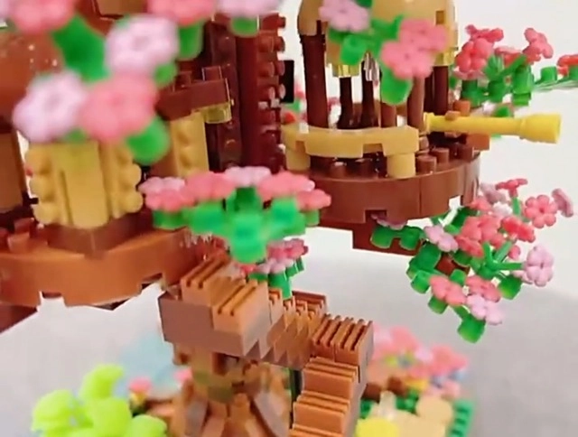 Cherry Blossom Tree Building Set - 2008pcs Floral