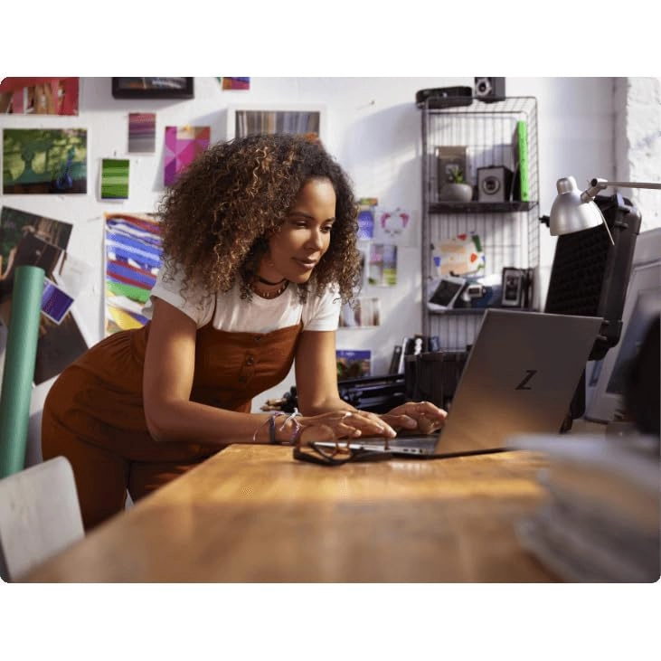 ZBook Studio G8 4S242UT#ABA - 15.6'' Core i7-11850H 32GB DDR4 1000GB SSD