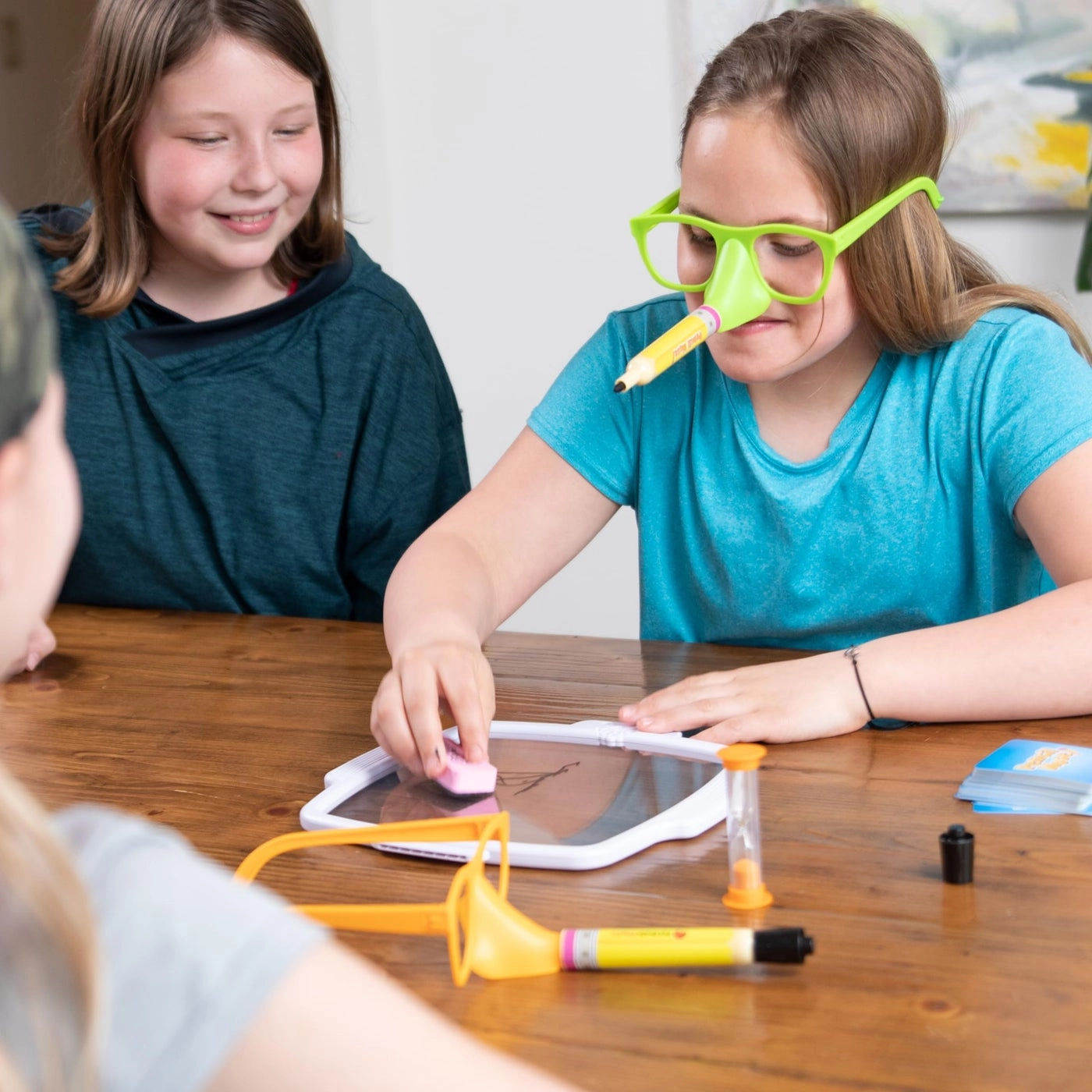 Pencil Nose - Party Game