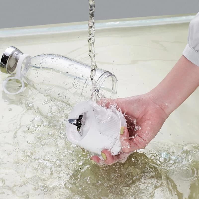 Portable Blender - USB Rechargeable Cordless Dishwasher Safe