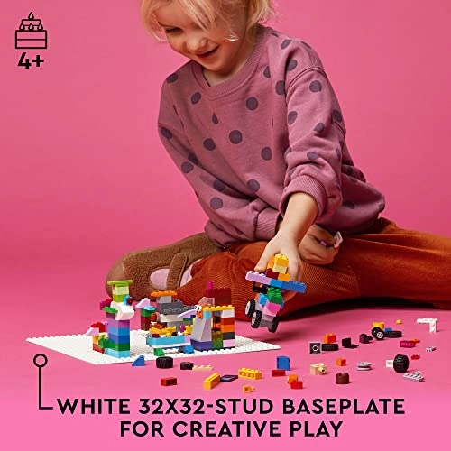 Classic White Baseplate (11026) - 32x32-stud White