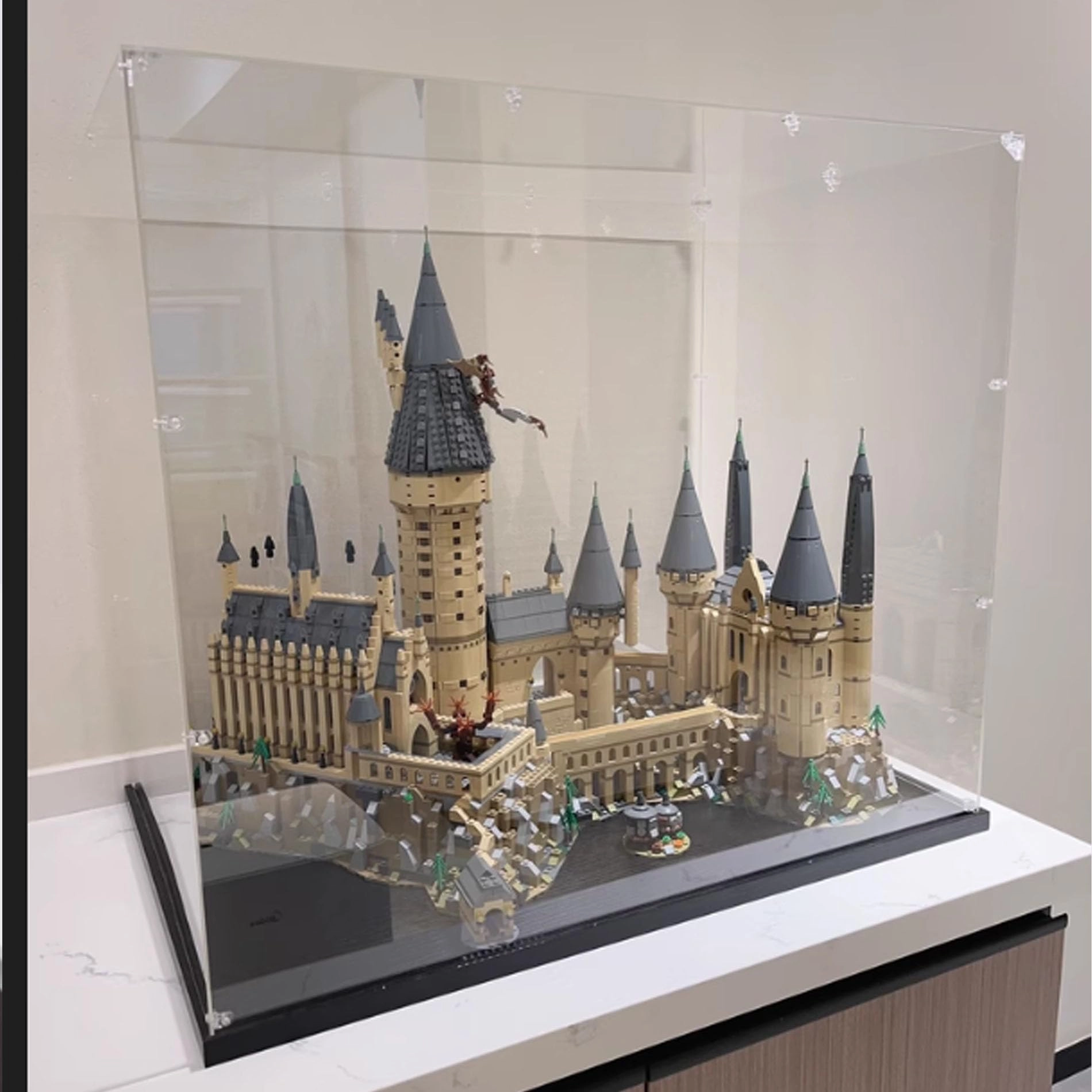 YUANZITIAN Acrylic Clear Display Case - Compatible with Lego 71043 Castle Model