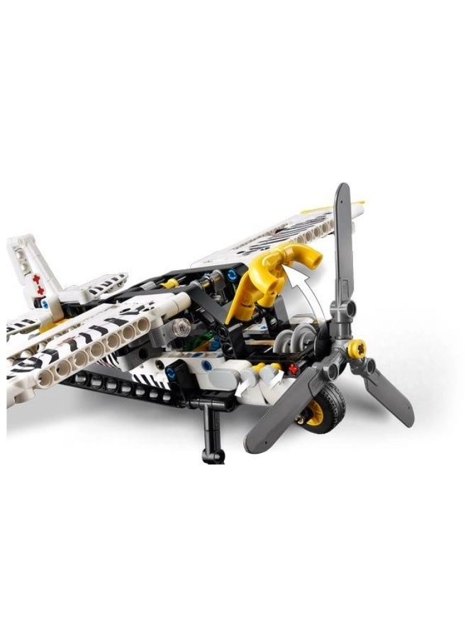 Technic Bush Plane (42198) - 8 years and up