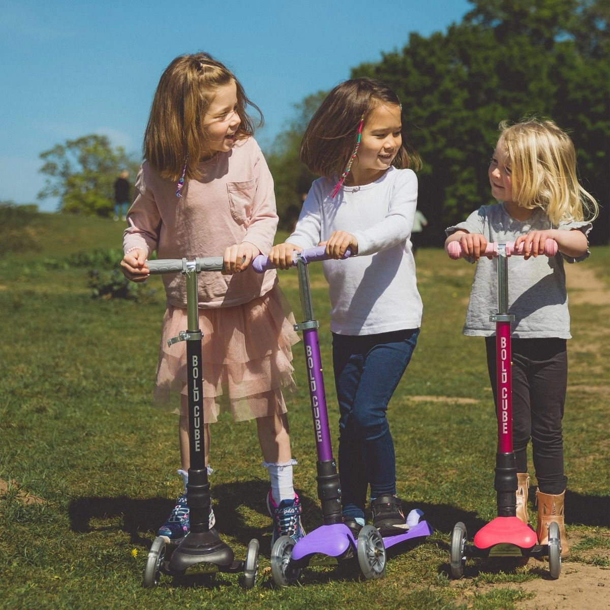 Teeny 3-Wheel Kick Scooter – LED Foldable