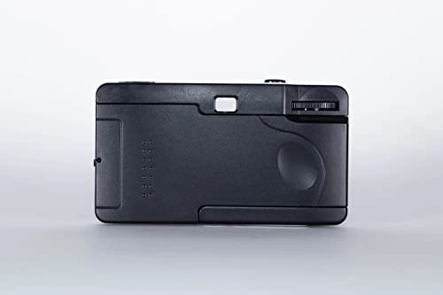 Ultra F9 - 31mm Film Camera Focus Free Built-In Flash