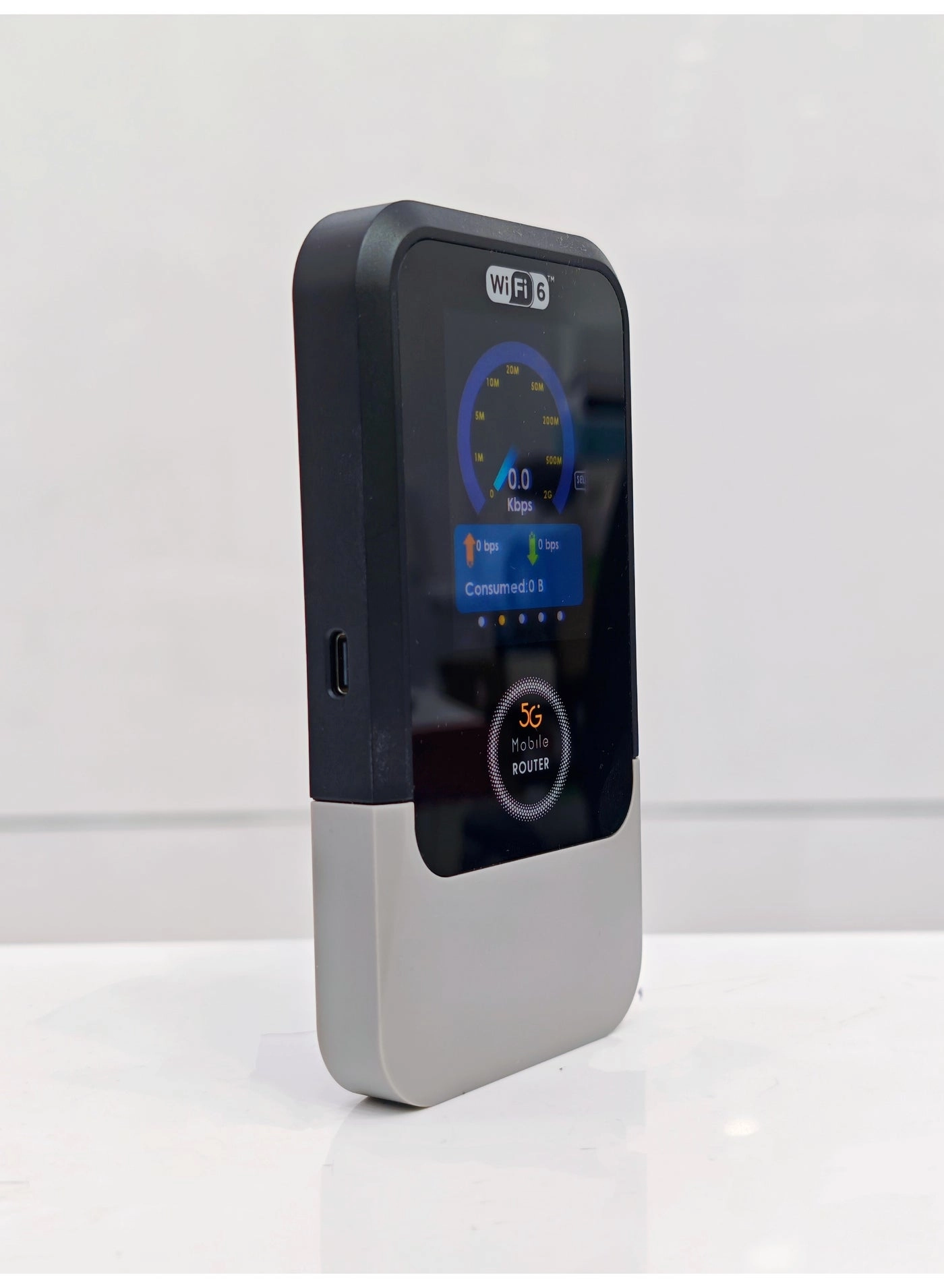 M52 - 5G WiFi 6 2600Mbps