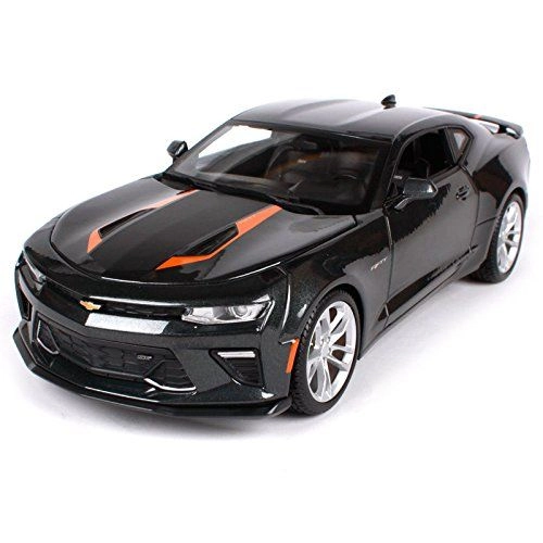 Maisto Chevrolet Camaro 50th Anniversary - 1:18 Diecast