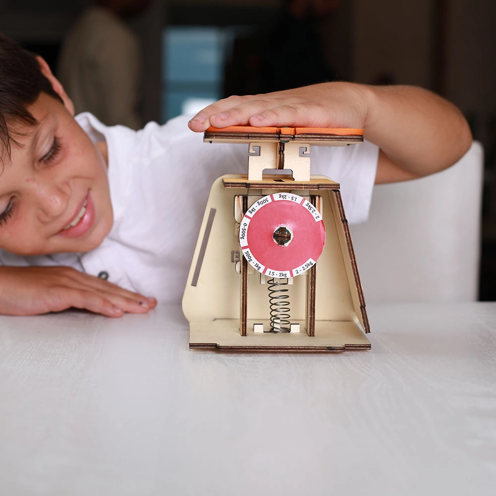 Buildables Weighing Machine - Suitable for 6 to 12 yrs