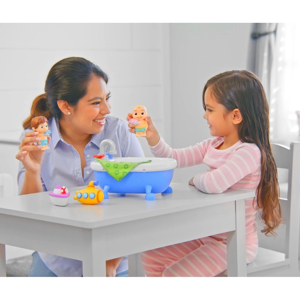 Musical Bathtub Playset - 3+ Years 1 Bathtub 2 Figures
