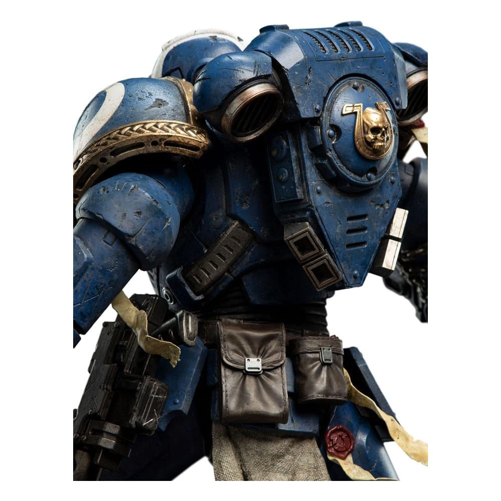 Lieutenant Titus - Warhammer 40k - 1:6 scale Polystone Statue