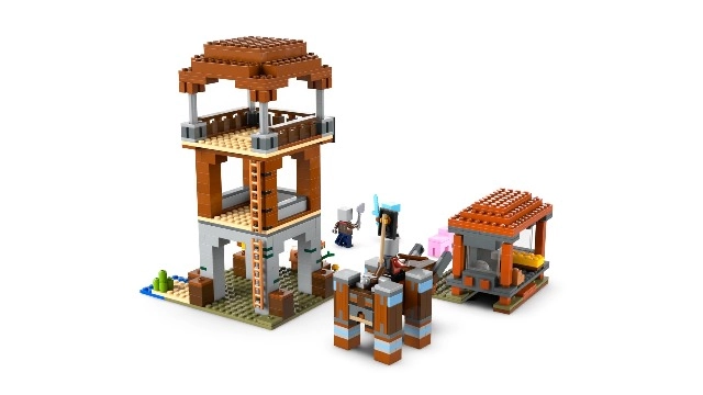 Minecraft The Pillager Outpost and Ravager (21278)