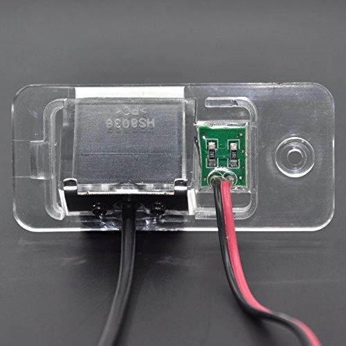 Car Rearview Camera - 728 x 512 pixels