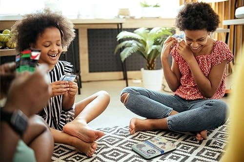 Go Fish!: Funky Animals Facts - Card Game