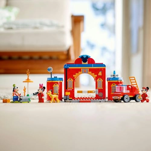 Disney Mickey and Friends Fire Engine and Station (10776)