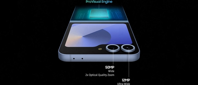 The most powerful camera on a
Galaxy Z Flip, now with AI