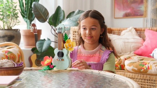 Creator 3in1 Tropical Ukulele (31156)