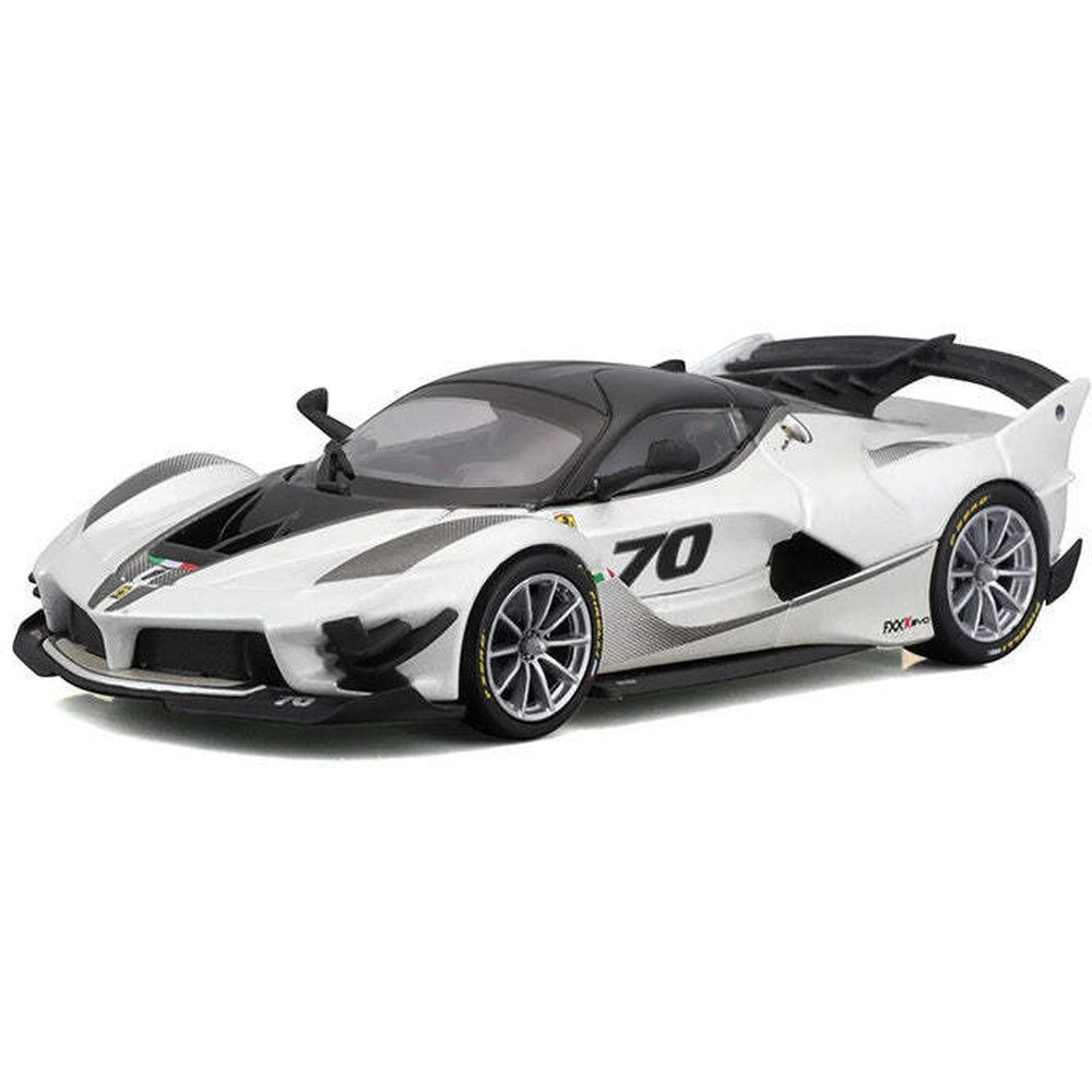 BBURAGO Ferrari FXX-K Evo 2017 - 1:43