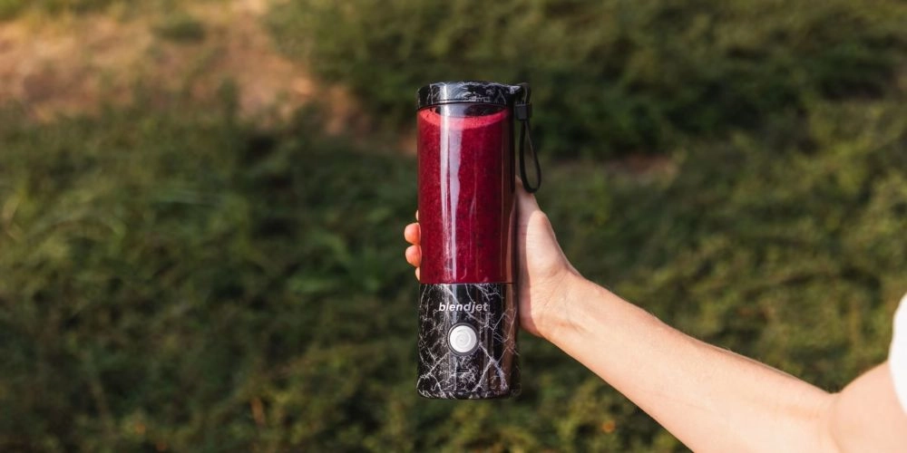 V2 Portable Blender - Compact portable design USB-C rechargeable BPA-free construction