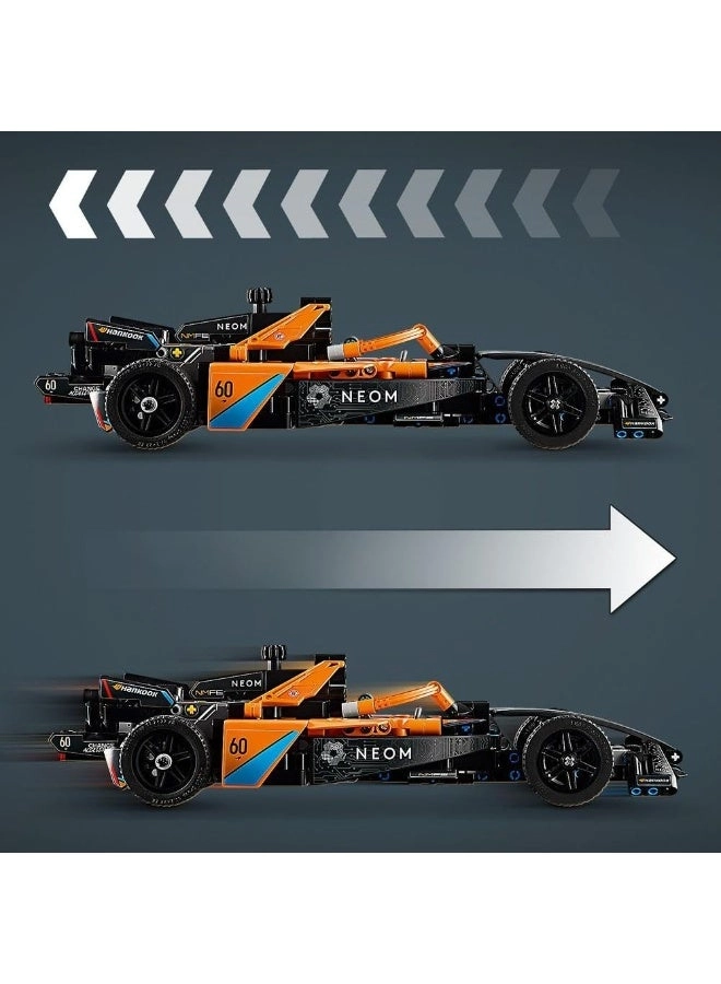 Technic NEOM McLaren Formula E Race Car (42169) - Pull-Back