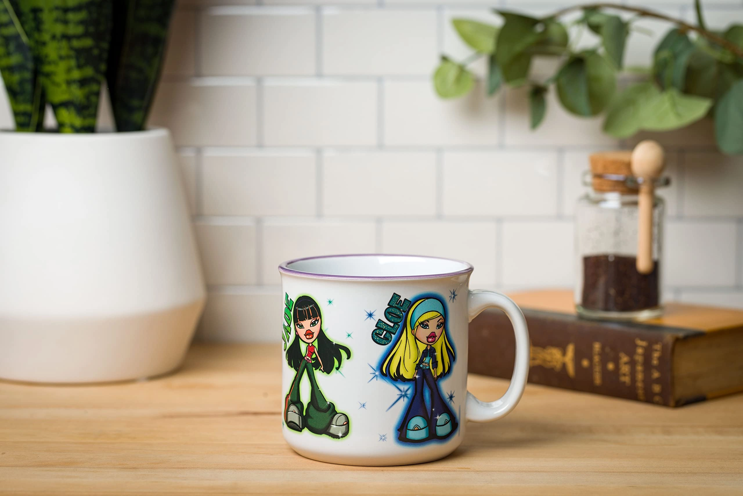 Bratz Ceramic Camper Mug - 1.0 pcs