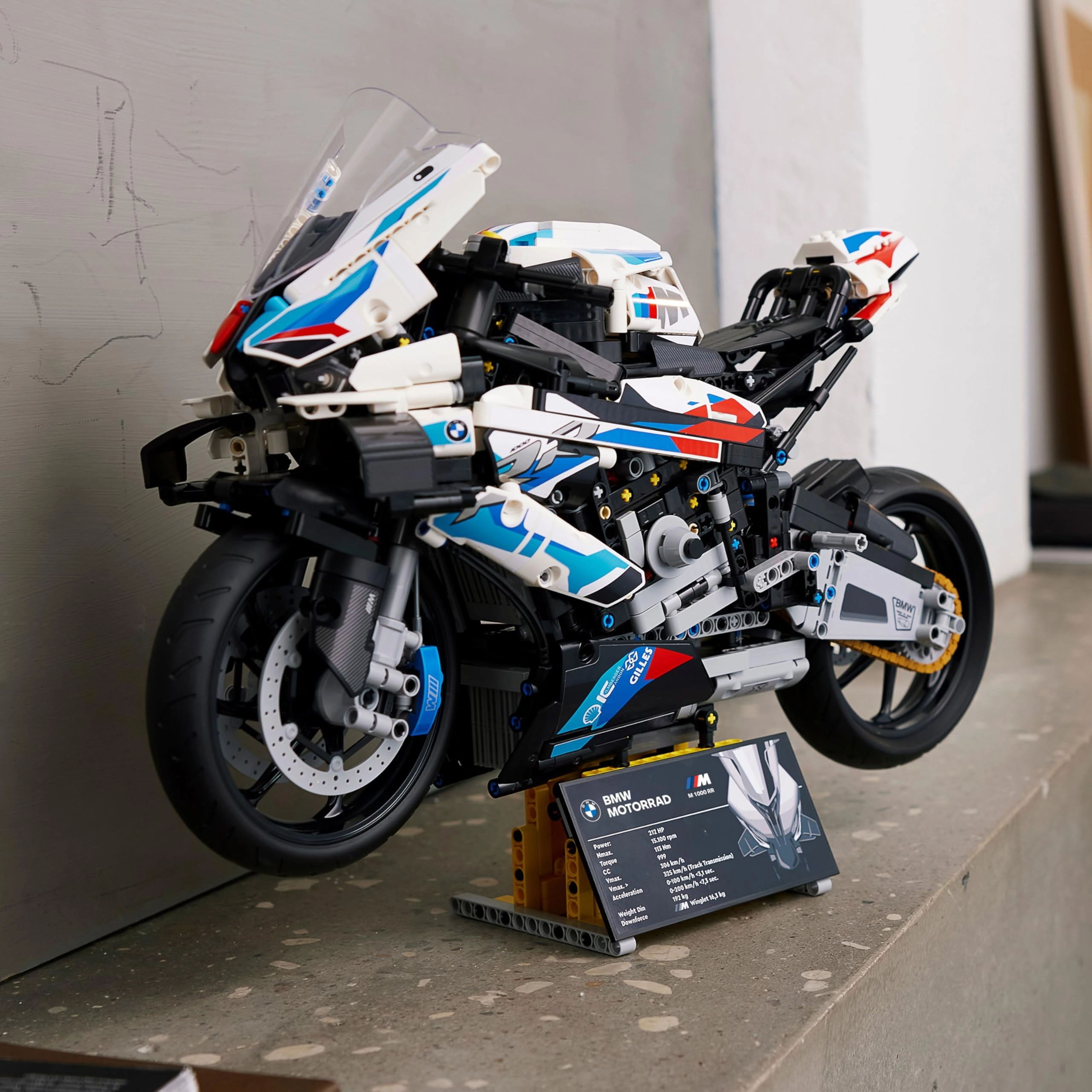 Technic BMW M 1000 RR (42130)