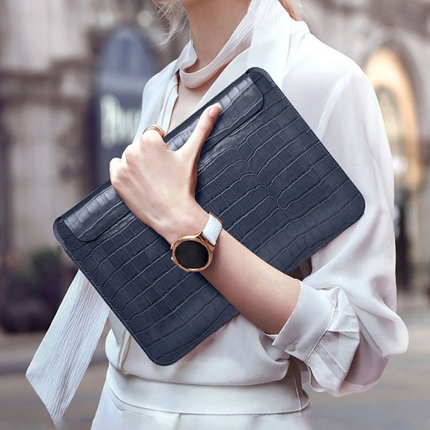 Skin Croco Genuine Leather Sleeve Laptop Sleeve for 14.2-Inch Laptop