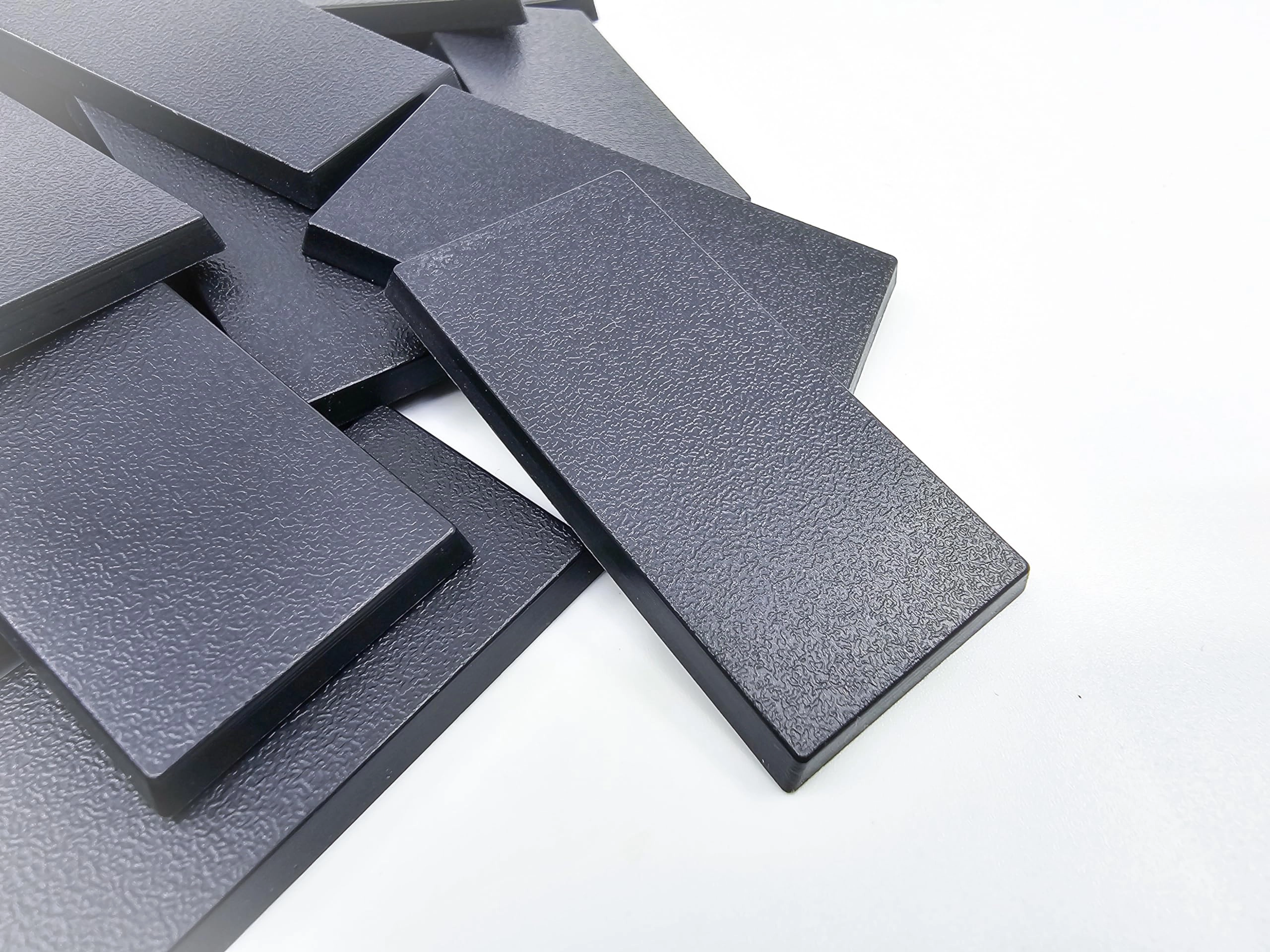 Plastic Bases - 100 pcs