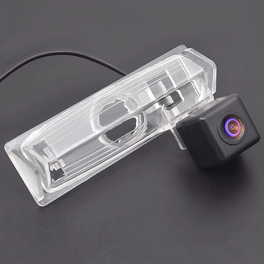 Rear View Reverse Backup Tracks Camera - 728 x 512