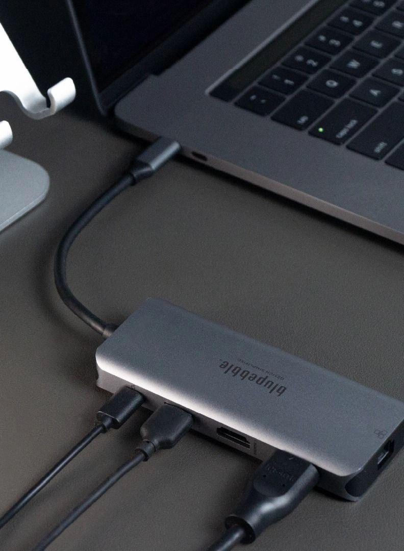 C9 Multimedia Hub - 9-in-1 Grey