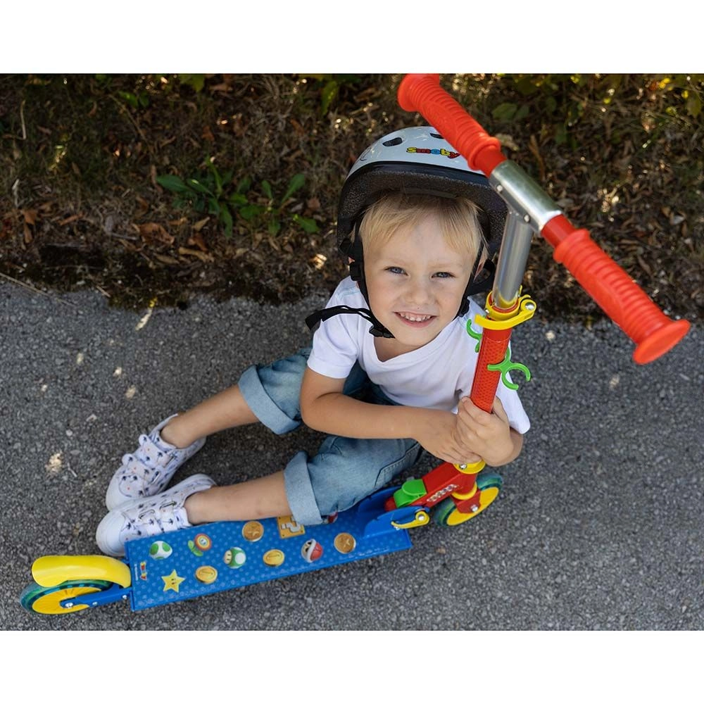 Super Mario 3-Wheel Kick Scooter