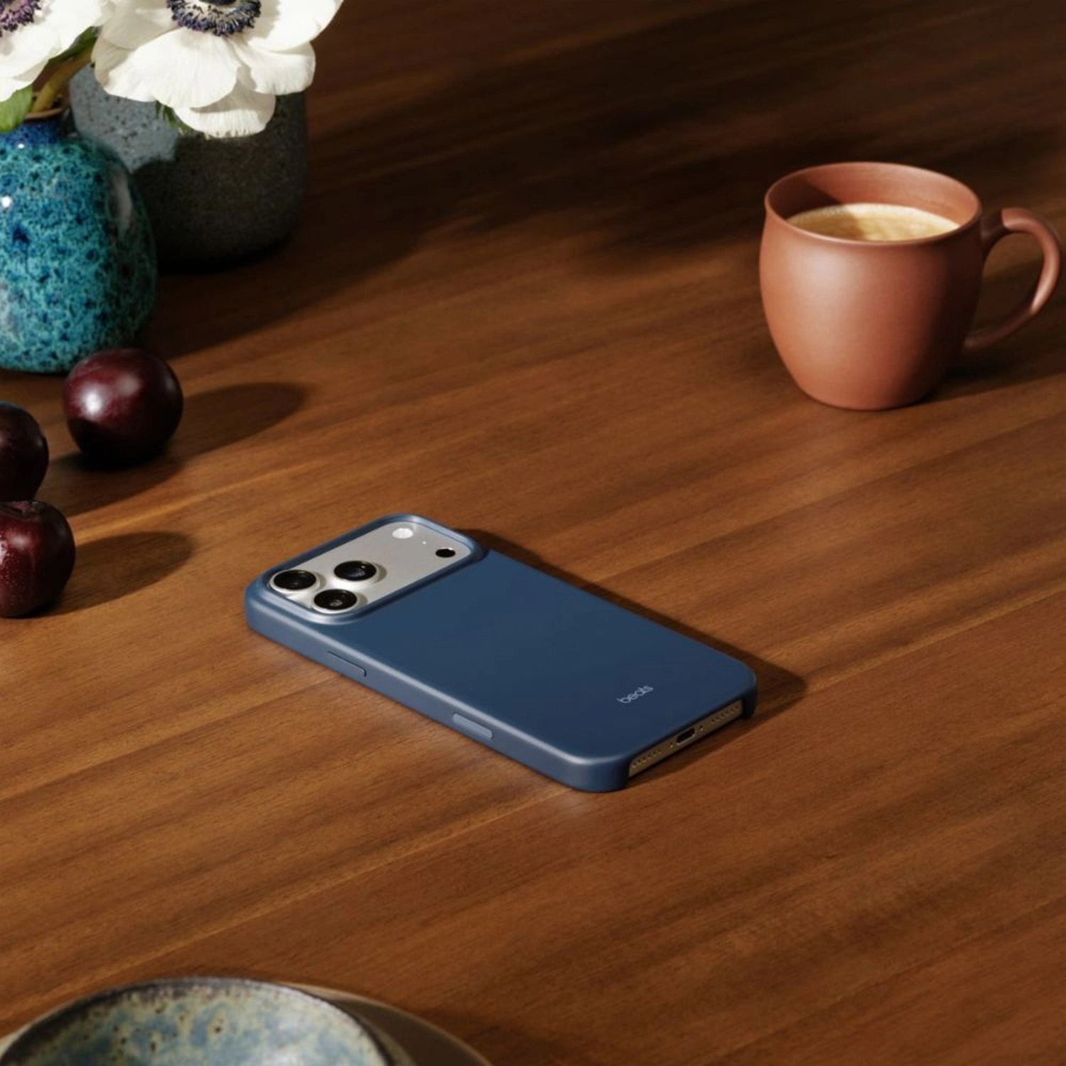 Kickstand & Camera Control Case - Hard plastic with MagSafe for iPhone 17 Pro