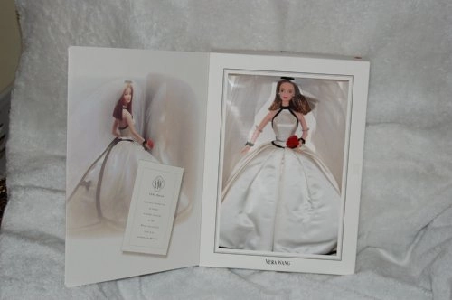 Bride Vera Wang - 4 inches 1st Ages 14+