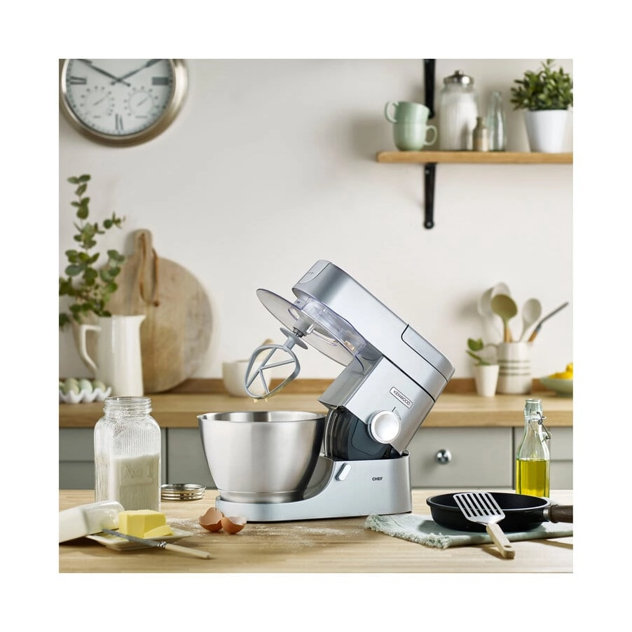 FOOD PROCESSOR