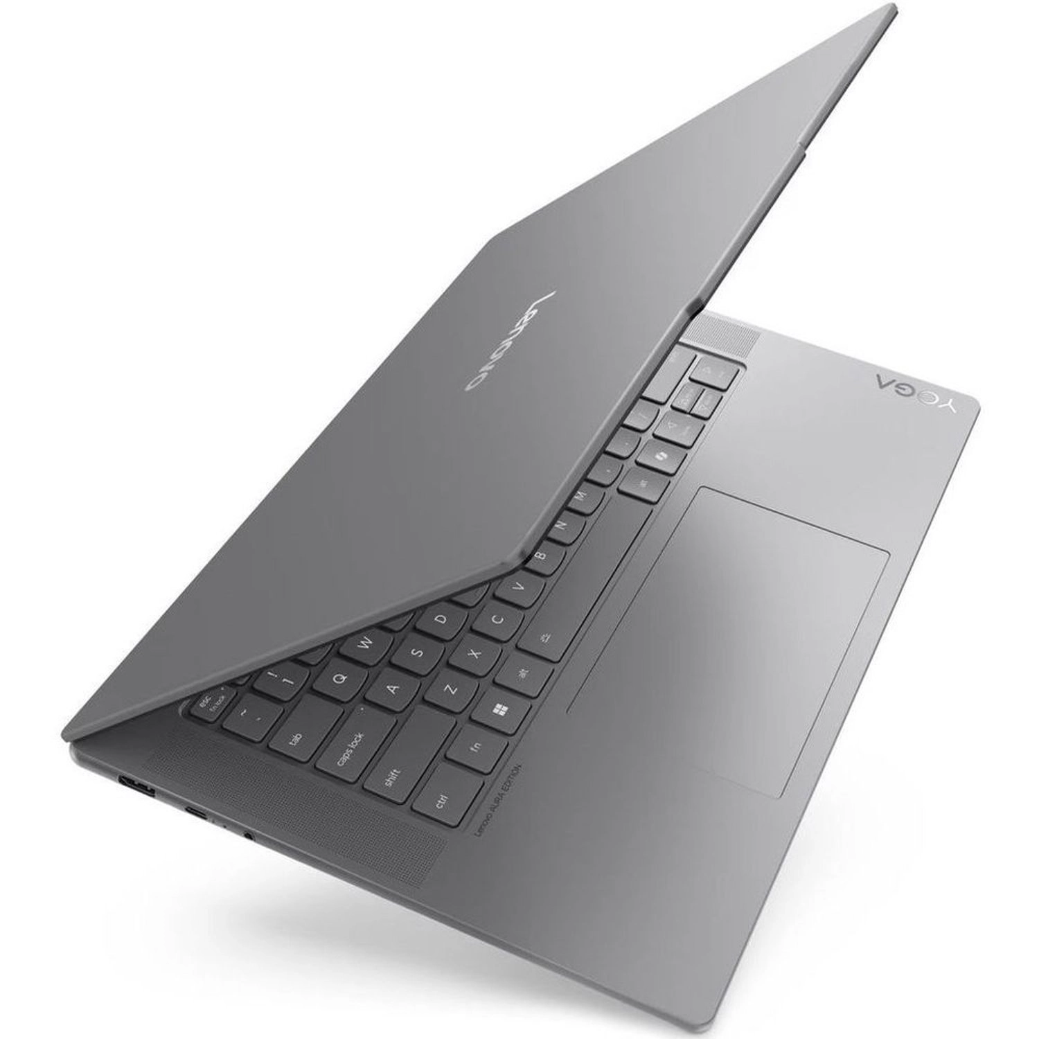 Yoga Slim 7 83HM002WUS - 15.3'' Core Ultra 7 32GB DDR5 1 TB SSD