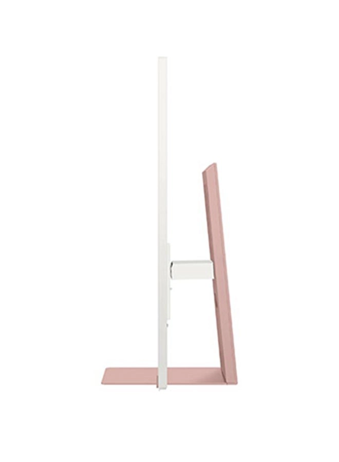 M8 - 3840 X 2160 pixels 32 inch