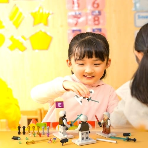 Light Sword Saber Blaster Building Blocks Accessory Pack - Plastic Movie 105pcs