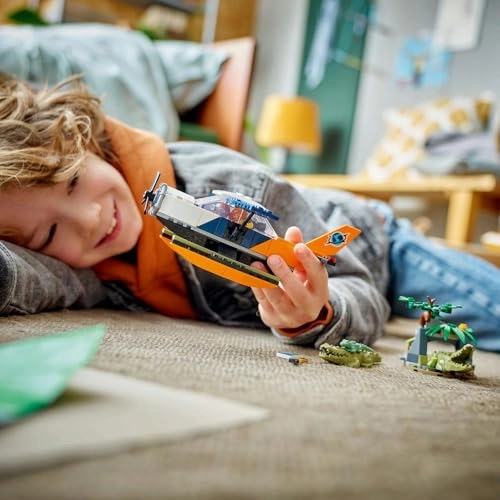 City Jungle Explorer Water Plane (60425) - 6 Plus 2 Minifigures