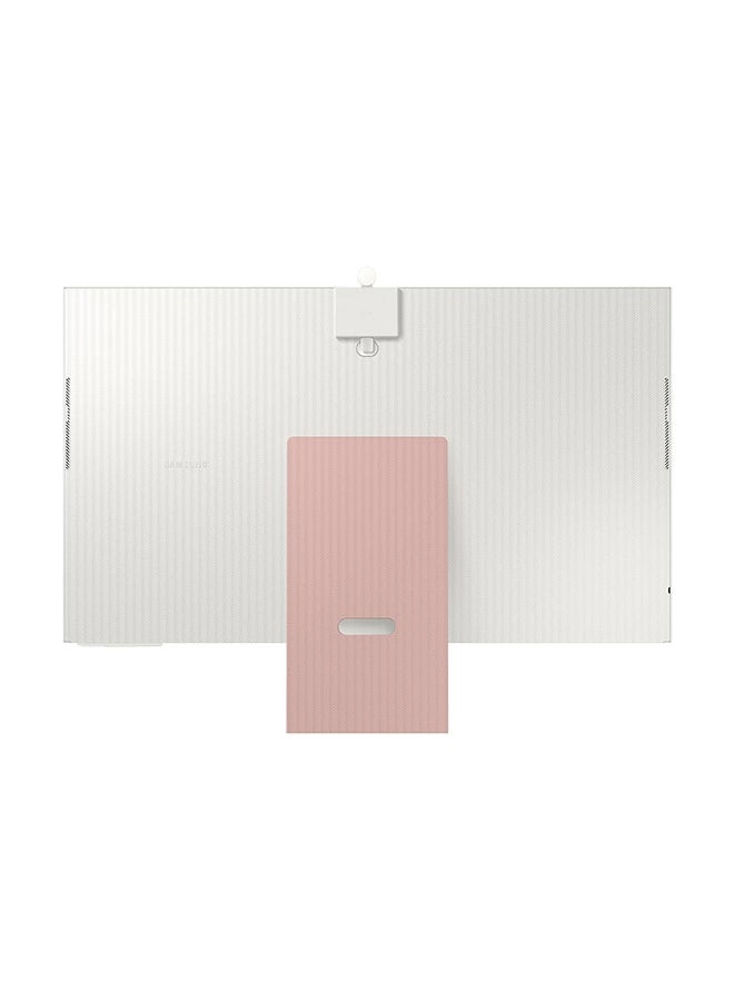 M8 - 3840 X 2160 pixels 32 inch