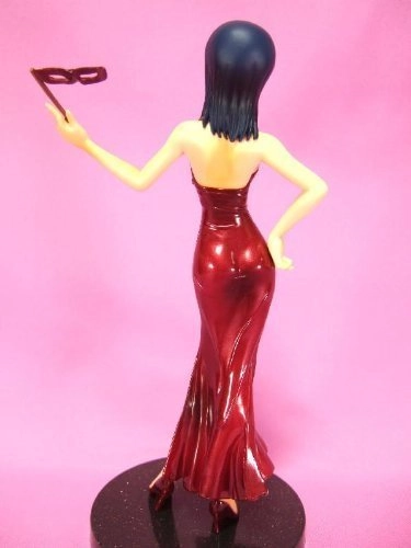 NICO Robin - ONE PIECE (17.78 cm)