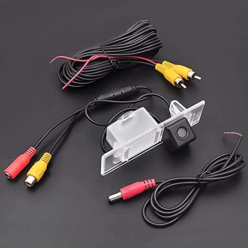 Rear View Reverse Backup Tracks Camera - 728 x 512